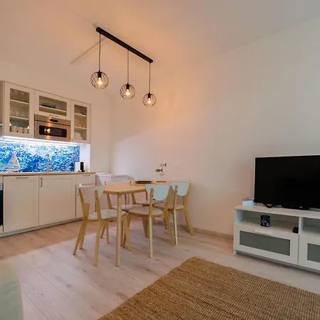 White&blue * Σίοφοκ